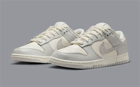 nike dunk low needle work